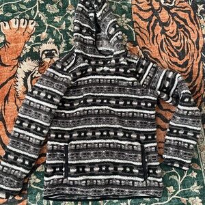 L.L. Bean Black and Gray Patterned Fleece